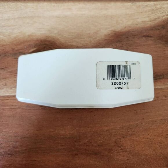 Looney tunes armitron collectibles cream case Warner Bros 1994 vintage bugs Twee - Picture 3 of 4